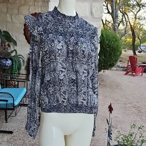 Free People Women’s Black & Grey Reptile Print Roma Top M Smock Neck